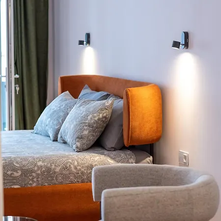 Thome Continental Apartment