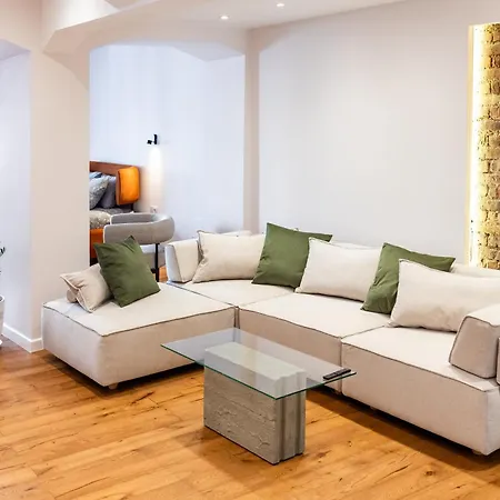 Thome Continental Apartment *